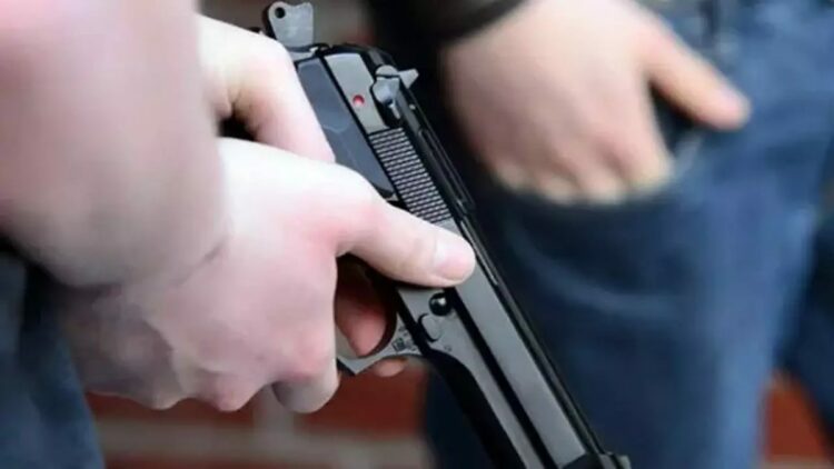 Mersin'de düğünde silahlı kavga: 1'i çocuk 8 yaralı