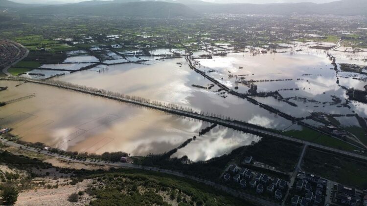Muğla'da 30 yıllık yağış rekoru