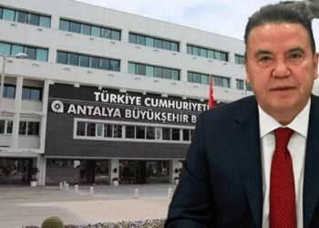 Muhittin Böcek dahil 41 kişi hakkındaki iddianame kabul edildi