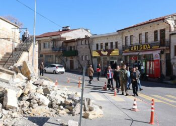 Nevşehir’de tarihi Nar Camii Kebir'in istinat duvarı çöktü