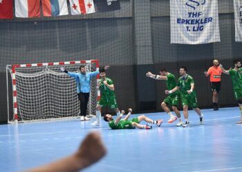 Nilüfer Belediyespor Erkek Hentbol Takımı Avrupa’da çeyrek finale yükseldi