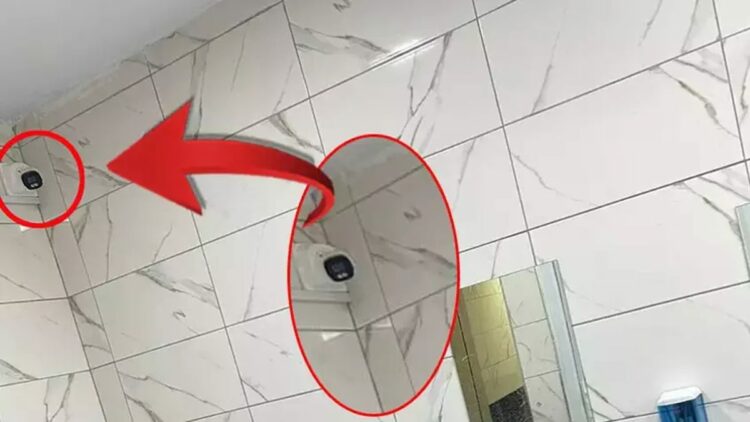 Öğrenci tuvaletlerinde kamera soruşturması; okul müdürü görevden alındı