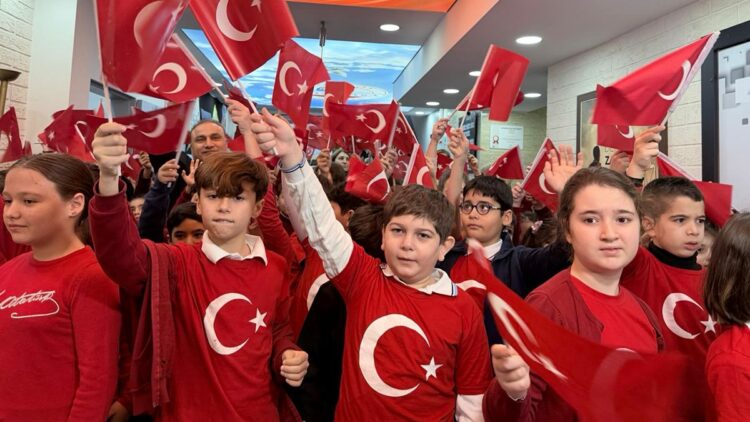 Okullarda ara tatil sona erdi