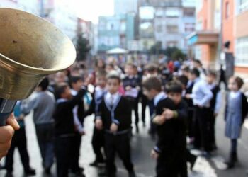 Okullarda ikinci dönem başlıyor: 18 milyon öğrenci ders başı yapacak