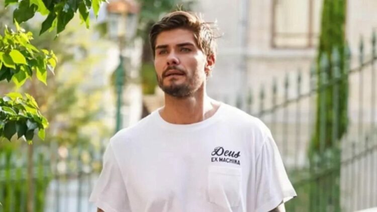 Oyuncu Barış Murat Yağcı gözaltına alındı