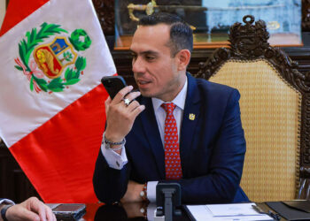Peru'da geçici Devlet Başkanı Jose Jeri görevden alındı