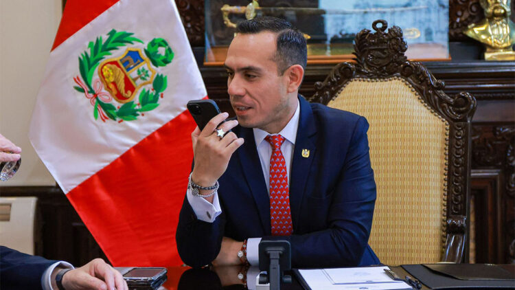 Peru'da geçici Devlet Başkanı Jose Jeri görevden alındı