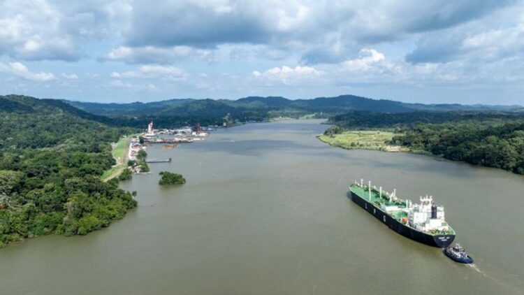 Panama açıklarında göçmenleri taşıyan 2 tekne battı: 3 ölü