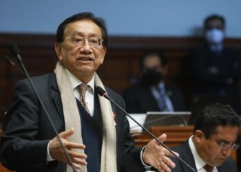 Peru'da Geçici Devlet Başkanı Jose Maria Balcazar oldu