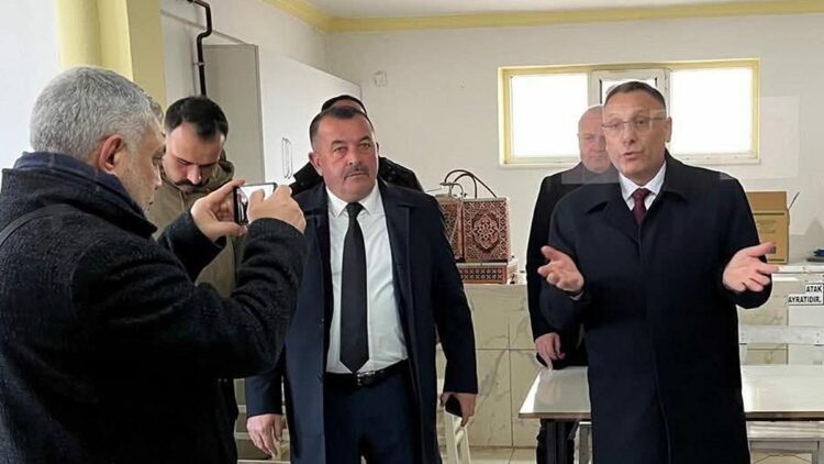 Prof. Dr. Ekrem Gürel'den 'sanal kumar' ve 'uyuşturucu' uyarısı