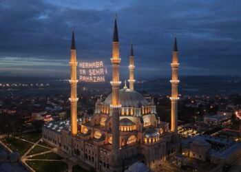 Restorasyonları tamamlanan camilerimizi ramazanda ibadete açıyoruz