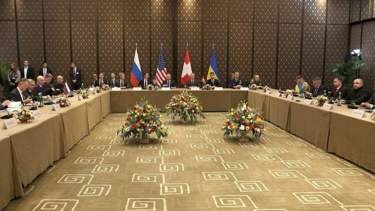 Rusya, Ukrayna ve ABD arasında yapılan görüşmeler ikinci gününde