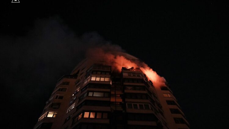 Rusya'dan Ukrayna'ya 70'ten fazla füze ve 450 dron ile saldırı