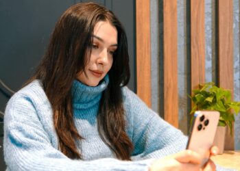 Sağlık Bakanlığı'ndan 150 merkezde çevrim içi sigara bırakma hizmeti