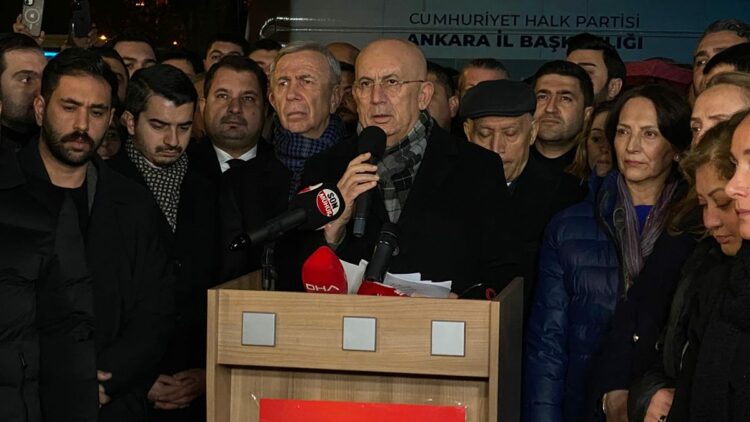 Seçmen iradesine saygılıysa belediye başkanlığından da istifa etsin