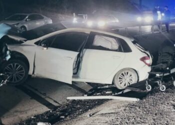 Silivri'de zincirleme trafik kazası: 5 yaralı