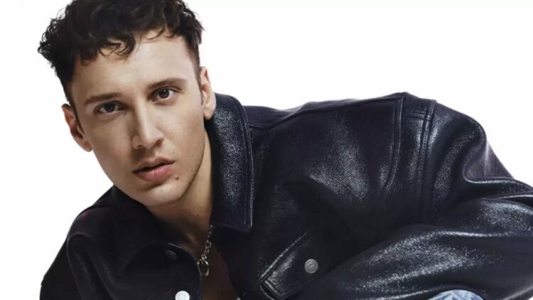 'Uyuşturucu' soruşturması; şarkıcı Edis hakkında yakalama kararı