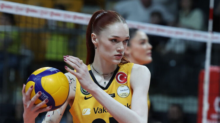 VakıfBank-Fenerbahçe'yi 3-1 mağlup etti