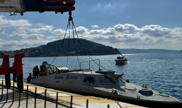 Yerli ve milli imkanlarla üretilen insansız mayın tarama aracı Erdek’te