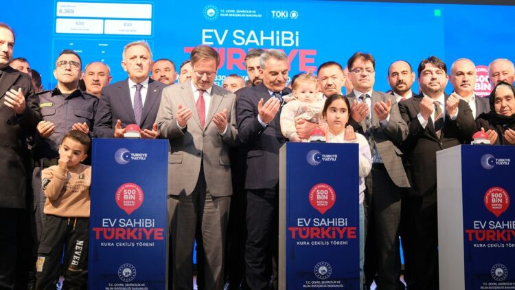 Yozgat'ta Yüzyılın Konut Projesi kuraları çekildi