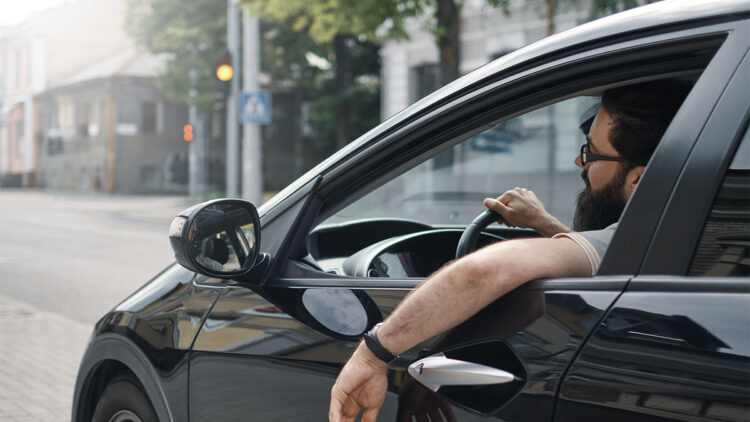 Direksiyon başında bir "Can", bir kiralık araba ve o büyük huzur!