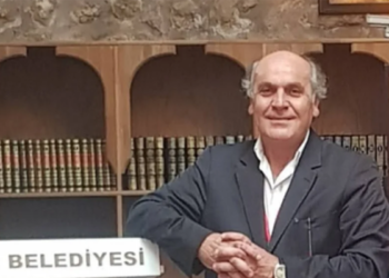 Çok yönlü ressam Ülkü Koçan ile söyleşi