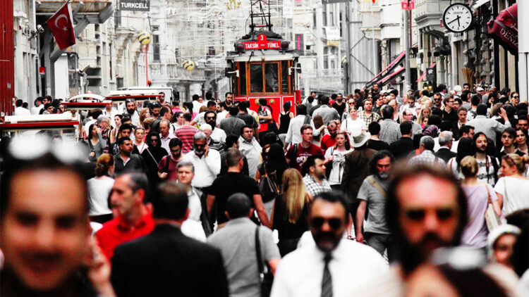 Türkiye nüfusu 2025'te 86 milyon 92 bin 168 kişi oldu