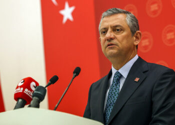 Hukuk sistemimizi yerle bir ediyorlar