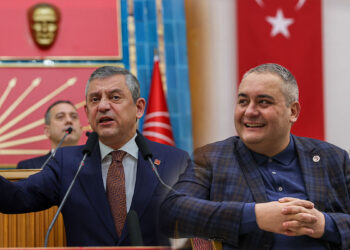 Özgür Özel Mesut Özarslan'ı yerden yere vurdu; İktidara bozuk tohum Mesut'la gidilmez