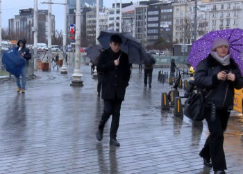 İstanbul'da yağmur ve soğuk hava etkili oluyor