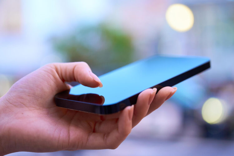 Kaybolan veya çalınan Android / iOS telefon nasıl bulunur?