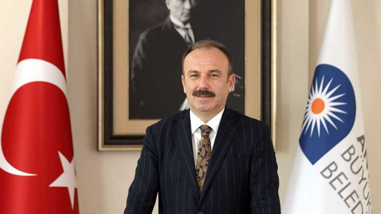 Antalya Büyükşehir Belediyesi Başdanışmanı gözaltına alındı