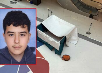AVM'nin yemek katından beton zemine düşen Doğukan öldü