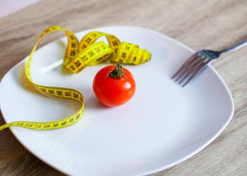 Aç kalmak kilo verdirir mi?