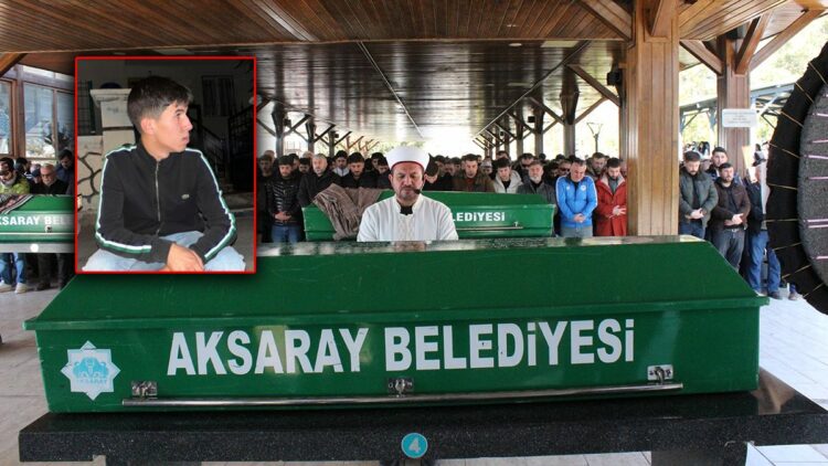Akranı tarafından öldürülen Mustafa, toprağa verildi