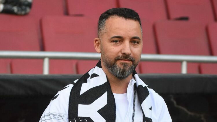 Altay'da teknik direktör Karagöz'den taraftara söz