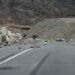 Artvin-Şavşat kara yolu heyelan nedeniyle ulaşıma kapandı