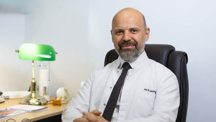 Bel fıtığında tedavi yöntemi kişiye özel olmalı