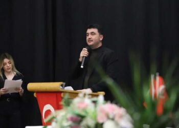 CHP ilçe başkanı bıçaklı saldırıda yaralandı; 4 gözaltı