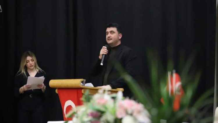 CHP ilçe başkanı bıçaklı saldırıda yaralandı; 4 gözaltı