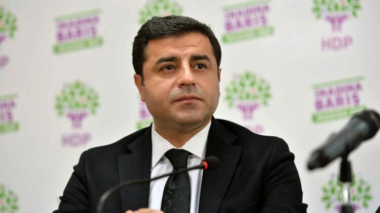 DEM Parti İmralı Heyeti'nden Selahattin Demirtaş'a ziyaret!