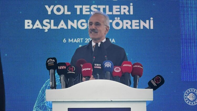 Demiryolu ağımızı 2053 yılına kadar, 28 bin 590 kilometreye yükseltmeyi planladık