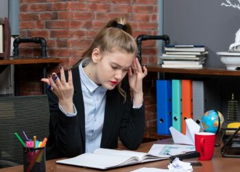 Dikkat dağınıklığı çağı: Odaklanmak neden bu kadar zorlaştı?