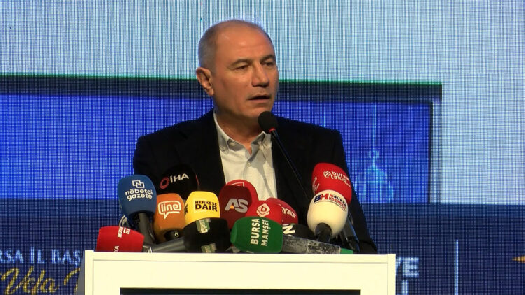 Sayın Özel, kendinizi Silivri vesayetinden kurtarmaya gayret edin