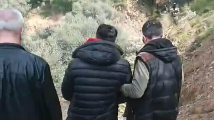 Firari hükümlü kovalamaca sonucu dağlık alanda yakalandı