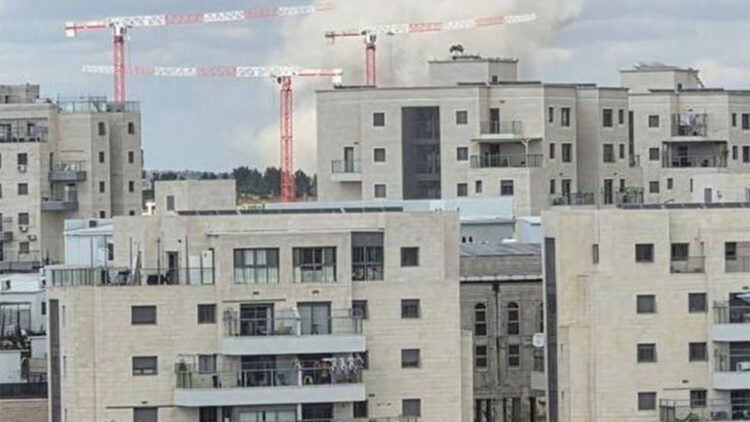 İran, İsrail'in Beyt Şemeş kentine saldırı düzenledi