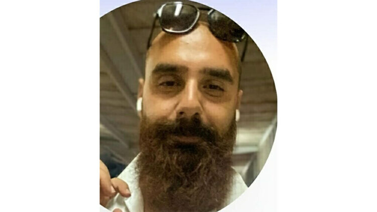 İzmir’de kavşakta motosikletle otomobil çarpıştı: 1 ölü, 2 yaralı
