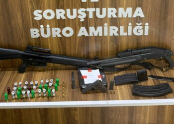 İzmir’de darp ve zorla sözleşme imzalatma iddiasına 3 gözaltı
