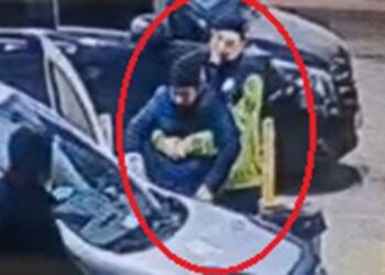 Jandarma, nefes borusuna cisim kaçan sürücüyü Heimlich manevrası ile kurtardı