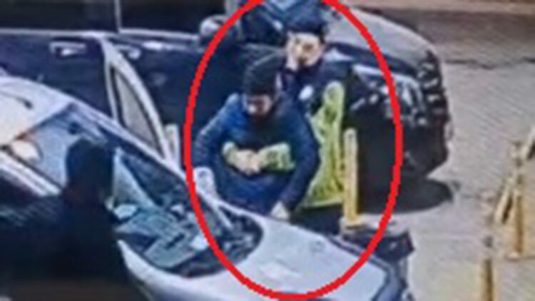 Jandarma, nefes borusuna cisim kaçan sürücüyü Heimlich manevrası ile kurtardı